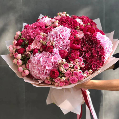 Beauty Pink Flowers Bouquet